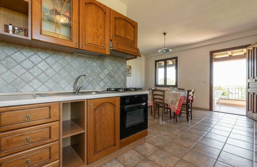 Siniscola Apartment | Beautiful apartment for 5 people with TV and balcony