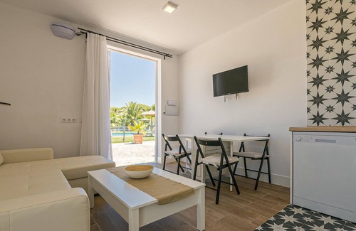 Brena y Marismas de Barbate Natural Park Apartment | Beautiful apartment with outdoor pool, located very close to beautiful nature and only 3 km from the