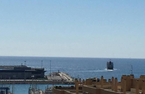 Alicante Apartment | Beautiful apartment with swimming pool and beach