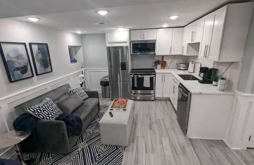 Columbia Heights Apartment | Beautiful Basement Apartment