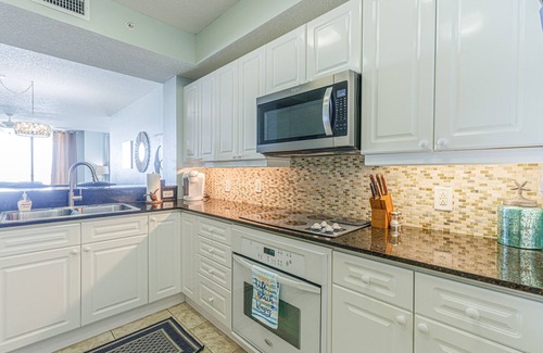 Navarre Beach Condo | Beautiful beach front condo!