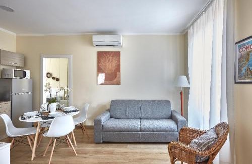 Como Apartment | Beautiful bohemian apartment in center conditioned air
