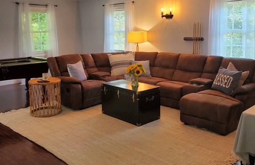 Briarcliff Manor House | Beautiful Brand New Private Duplex Unit in Lower Hudson Valley "Stone Haven"