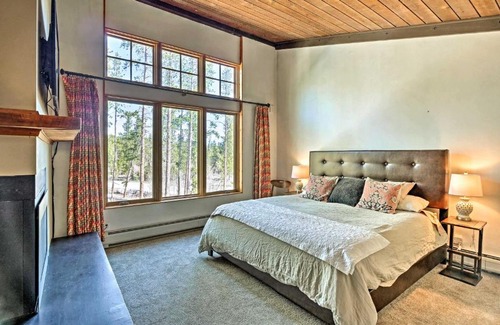 Breckenridge House | Beautiful Breck Townhome with Pool 1 Mi to Main St!