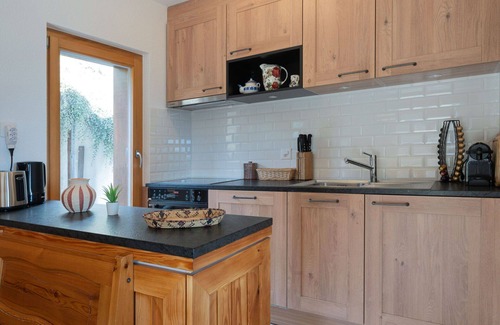 Chamoson House | Beautiful private villa for 6 guests with WIFI, TV, terrace and parking