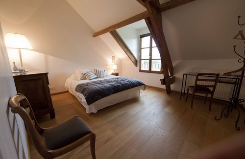 Montfort-l'Amaury House | Beautiful character property in Montfort l'Amaury and on the edge of the forest.