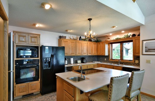 Chief Lake House | Beautiful Chief Lake Home on Chief Lake