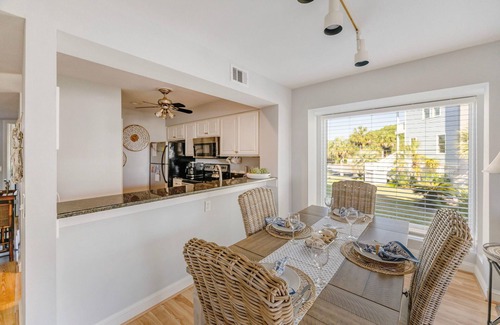 Oceanmarsh Subdivision Condo | Beautiful Condo with Ocean View and Pet Friendly