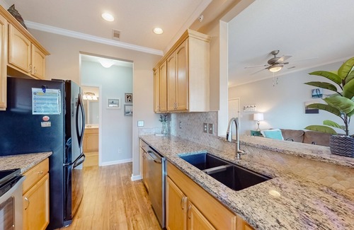 Villages of Five Points Condo | Beautiful condo near ocean with pool, fast WiFi, central AC & washer/dryer