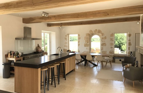 Bayac House | Beautiful detached Villa with private swimming pool, free WiFi & beautiful view