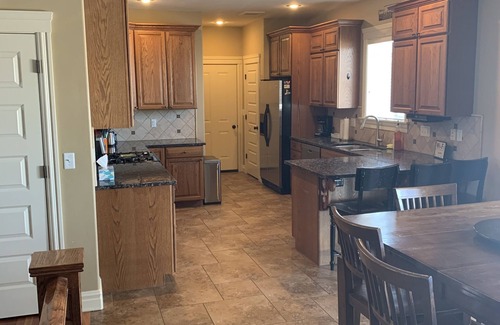 Idaho Falls House | Beautiful Family Friendly Idaho Falls Home with 2 KING beds!