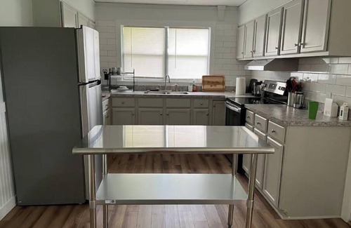 Northeast Pensacola House | Beautiful family home 1 Bdrms 1 Bath