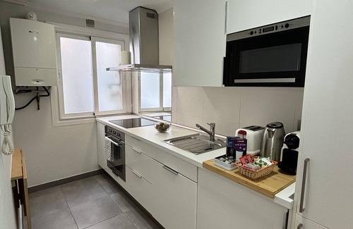 Gros Apartment | Beautiful Flat 100 metres from Zurriola beach