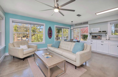 Saint Simons Island Condo | *Beautiful* Folly Flats Just STEPS from the BEACH!
