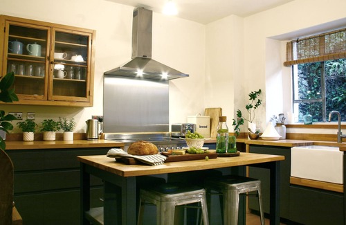 Lynton House | Beautiful Georgian house that sleeps up to 12. Lynton, North Devon