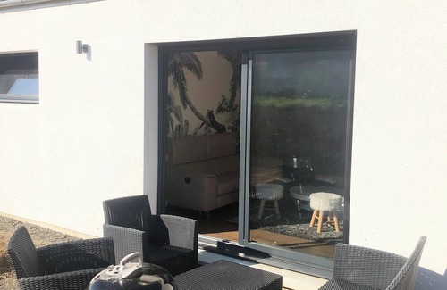 Courseulles-sur-Mer House | Beautiful house near the beach with private indoor Jacuzzi in Courseulles Sur Mer