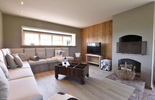 Sint-Jacobskapelle House | Beautiful Holiday Home with Terrace, Garden