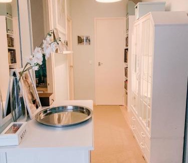 Punavuori Apartment | Beautiful home close to the sea and city center