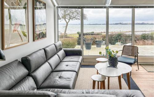 Grasten House | Beautiful Home In Gråsten With Wifi