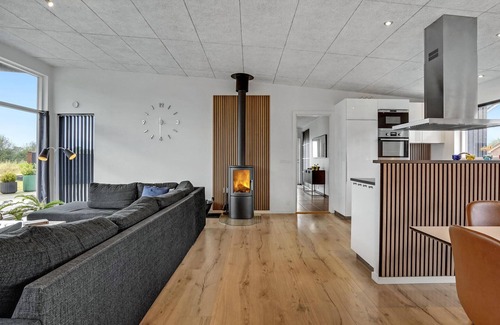 Fynshav House | Beautiful home in Haderslev with sauna