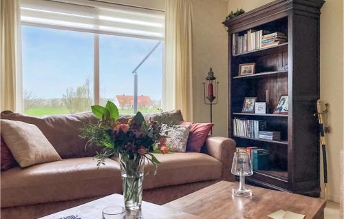 Julianadorp House | Beautiful Home In Julianadorp With Wifi