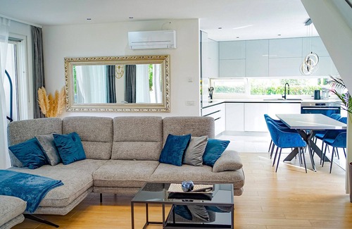 Klimno House | Beautiful home in Klimno with kitchen