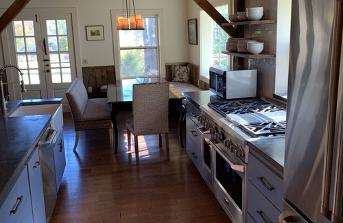 Manchester House | Beautiful home in Manchester Village with in-law suite