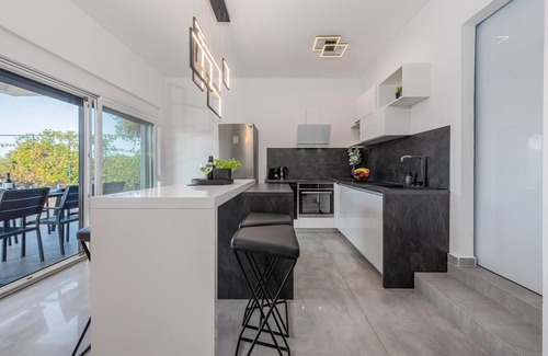 Kolan House | Beautiful home in Mandre