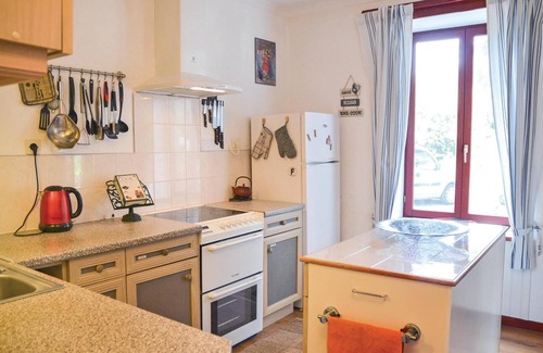 Montaudin House | Beautiful home in Montaudin with WiFi