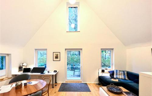 Morschen House | Beautiful Home In Morschen With Wifi