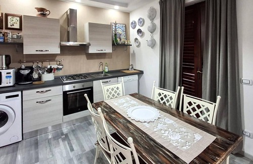 Nettuno House | Beautiful home in Nettuno with WiFi