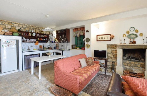 Rosolini House | Beautiful home in Rosolini with WiFi