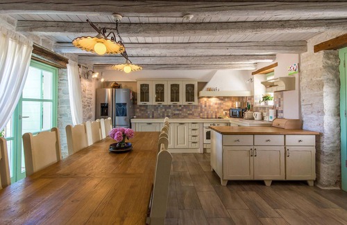 Tar-Vabriga House | Beautiful home in Tar