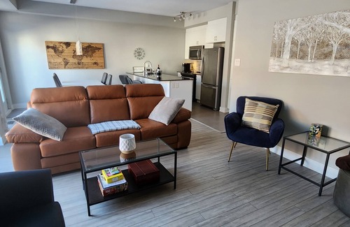 Glebe House | Beautiful home in the heart of Lansdowne with a spacious ground level patio.