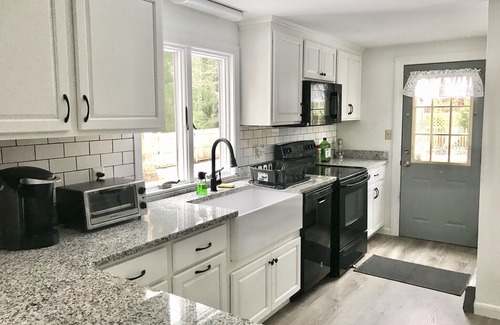 Yarmouth Port House | Beautiful home in the heart of Cape Cod. Close to beaches, restaurants and more!