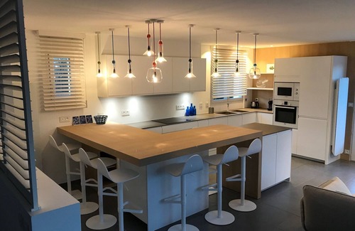 Sete Villa | Beautiful House by the sea for 9 pax in SETE Villeroy District