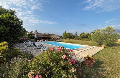 Sigoules House | BEAUTIFUL HOUSE IN PERIGORD - 5 BDR- 3 BATHROOMS- 4 WC -PRIVATE POOL 5mX10m