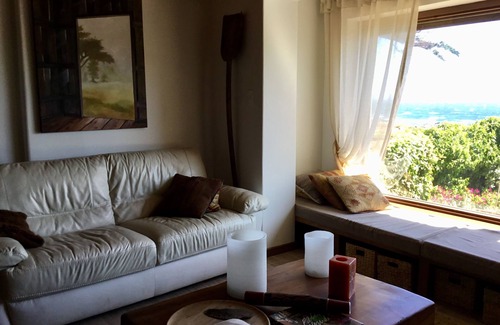Isla Negra House | Beautiful House on the seafront in Isla Negra