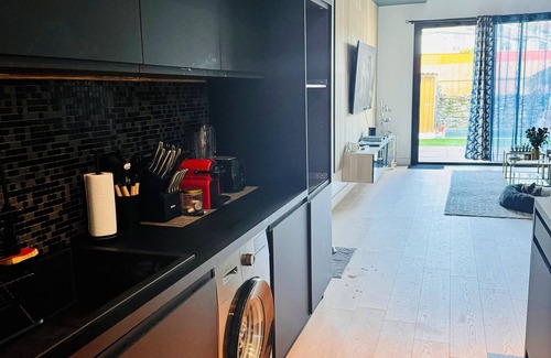 Le Bouscat House | Beautiful house with garden and pool