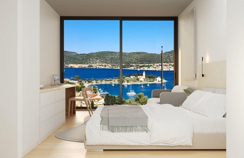 Cove Rogacic Villa | Beautiful Issa Hills Villa