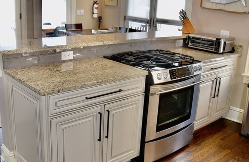 Asbury Park House | Beautiful Lakefront Property