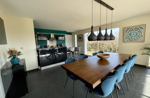 Bassussarry House | Beautiful modern house with pool - 10 min from the beaches of Biarritz