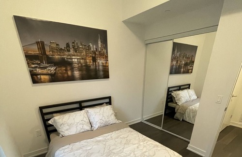 Bathurst Quay House | Beautiful Modern townhome in heart of downtown Toronto