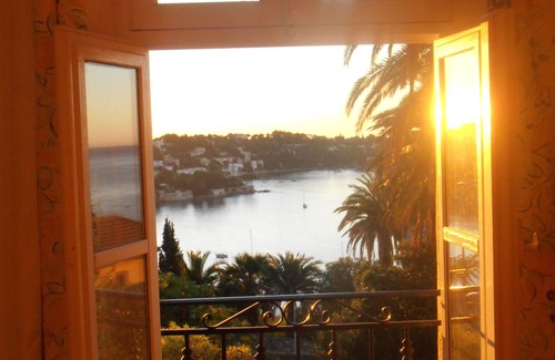 Villefranche-sur-Mer Villa | Beautiful Provencal Villa Close To The Beach And Accommodation