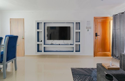 Los Frailes Apartment | Beautiful Penthouse Ap. | BBQ Rooftop Terrace