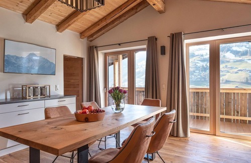 Hainzenberg Apartment | Beautiful penthouse flat with sauna and a breathtaking view