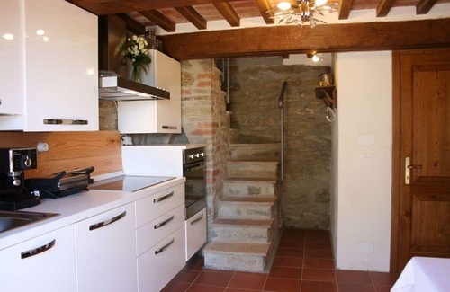 Subbiano Villa | Beautiful private villa for 2 guests with WIFI, private pool, A/C and TV, close to Arezzo