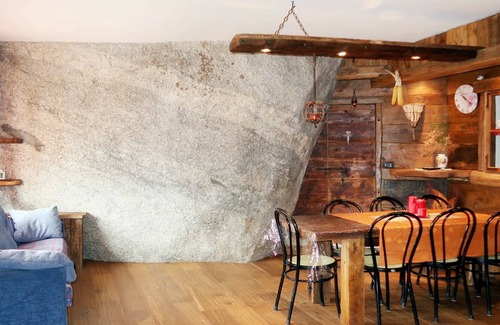 Civo House | Beautiful private villa for 5 guests with WIFI, private pool, TV, patio, pets allowed and parking