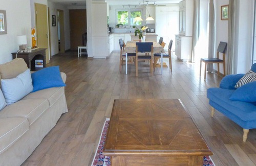 Courfaivre Villa | Beautiful private villa for 9 people with WIFI, terrace, pets allowed and parking