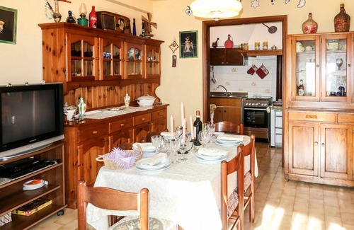 Aurigo House | Beautiful private villa for 5 people with WIFI, TV, terrace, pets allowed and panoramic view